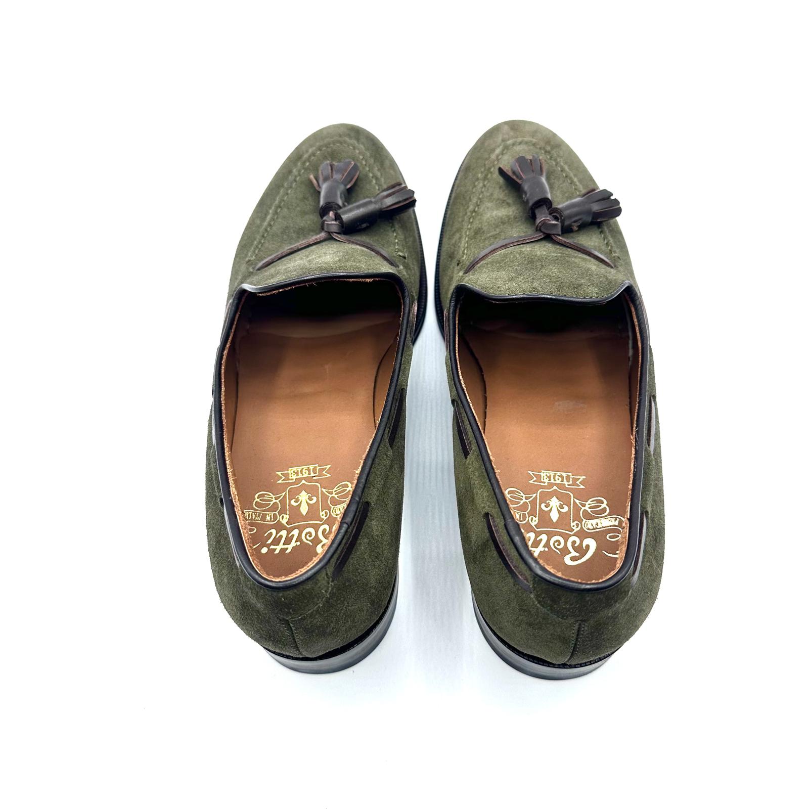 Mocassino in Pelle Scamosciata con Nappine – Handmade in Italy 🇮🇹