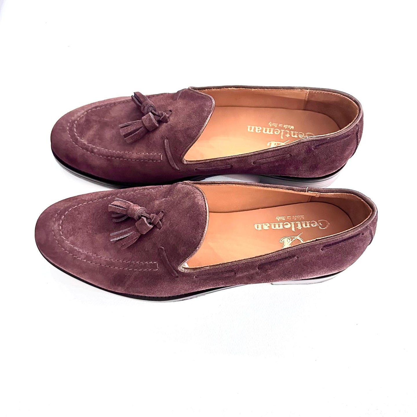 Mocassino con nappine in suede color cioccolato – Eleganza artigianale Made in Italy