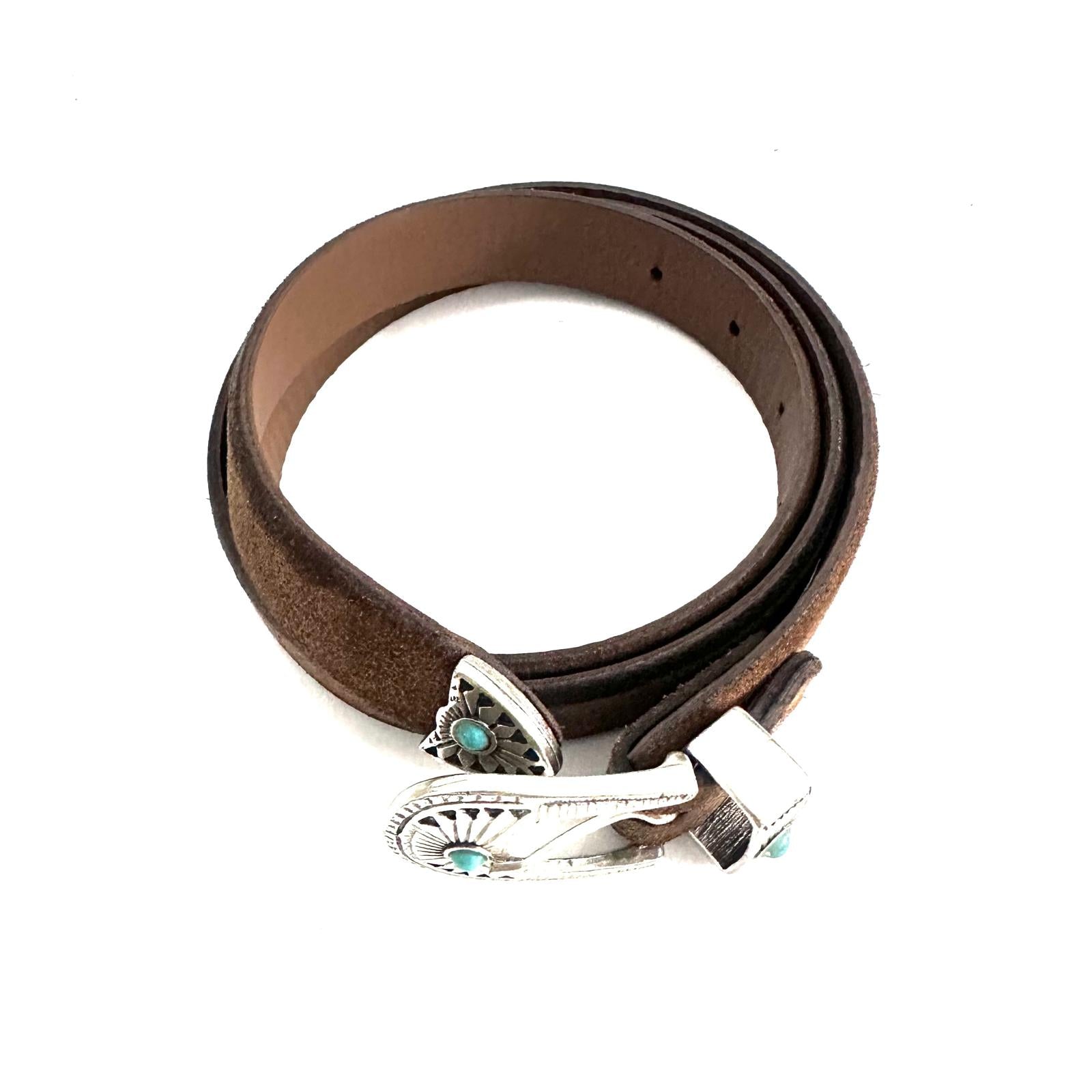 Cintura Texana in Suede Marrone con Dettagli Turchesi