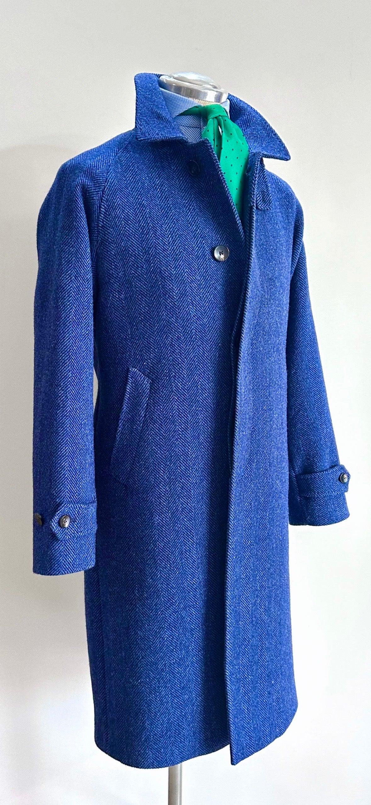 Cappotto sartoriale Manica RAGLAN-BRERAS – Blu Cina-Donegal Twedd