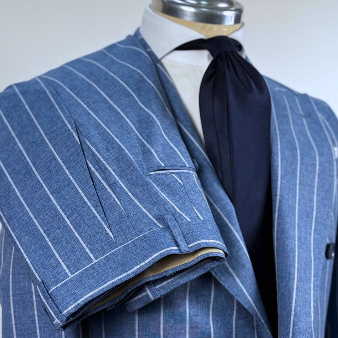 Abito Doppiopetto Gessato Uomo Breras – Colore Cielo, Lana e Seta | Made in Italy