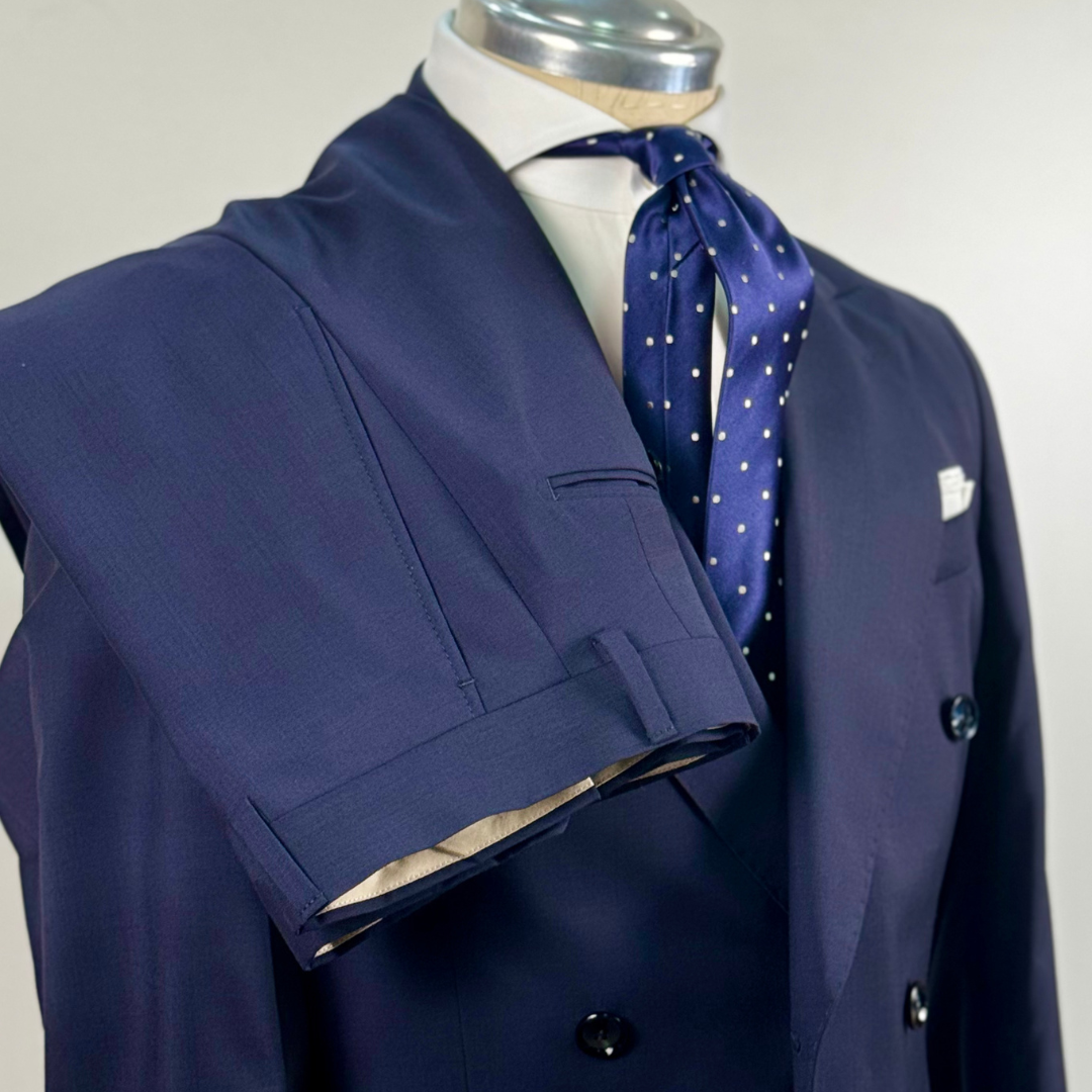 Abito Uomo Breras in Lana Tasmania Blu Indaco – Doppiopetto Sartoriale Made in Italy🇮🇹